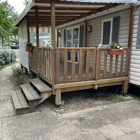 مكان تخييم Mobilhome Confort سان جان دي مونت