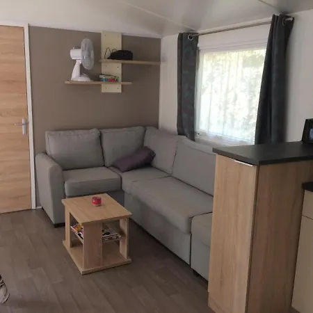 Mobilhome Confort سان جان دي مونت