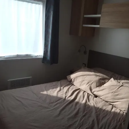 مكان تخييم Mobilhome Confort