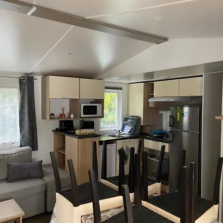 Mobilhome Confort * سان جان دي مونت